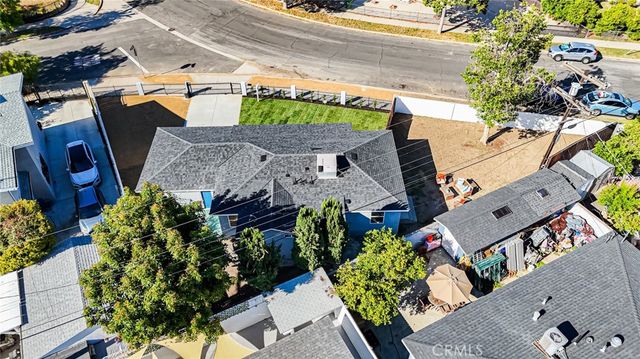 6415 Charlesworth Avenue, North Hollywood, CA 91606