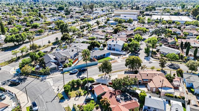 6415 Charlesworth Avenue, North Hollywood, CA 91606