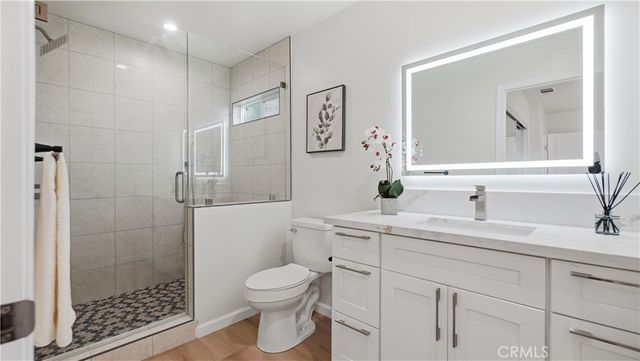 6415 Charlesworth Avenue, North Hollywood, CA 91606