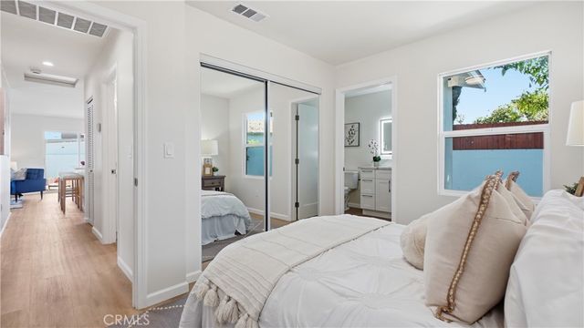 6415 Charlesworth Avenue, North Hollywood, CA 91606