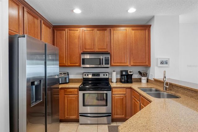 20470 NEEDLETREE DRIVE, Tampa, FL 33647