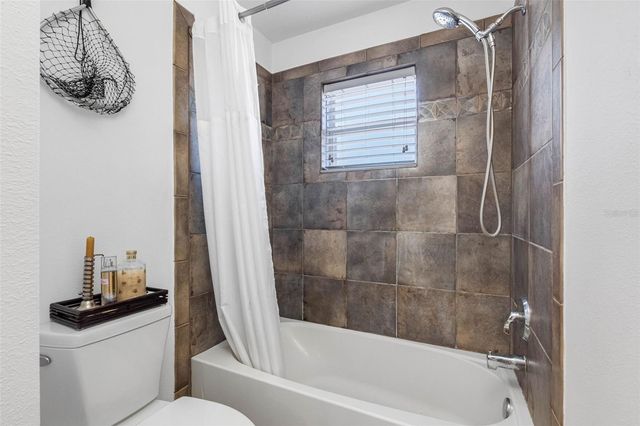 20470 NEEDLETREE DRIVE, Tampa, FL 33647