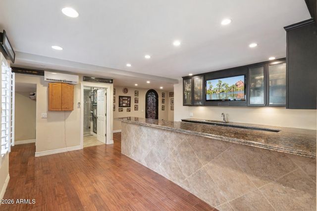 11621 S BLACKFOOT Drive, Phoenix, AZ 85044