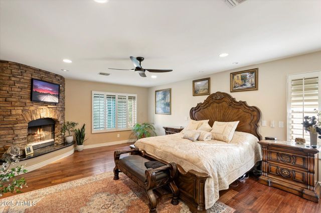 11621 S BLACKFOOT Drive, Phoenix, AZ 85044