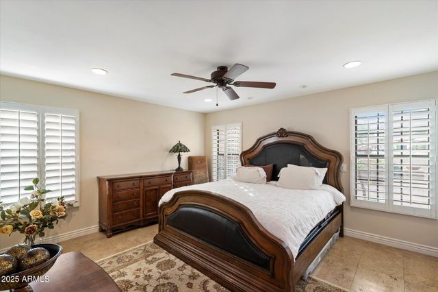 11621 S BLACKFOOT Drive, Phoenix, AZ 85044