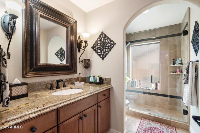 11621 S BLACKFOOT Drive, Phoenix, AZ 85044