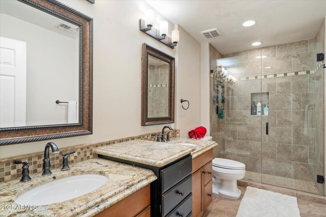 11621 S BLACKFOOT Drive, Phoenix, AZ 85044