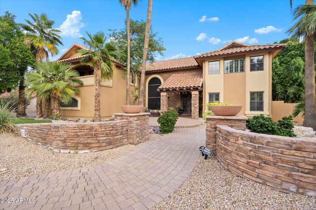 11621 S BLACKFOOT Drive, Phoenix, AZ 85044