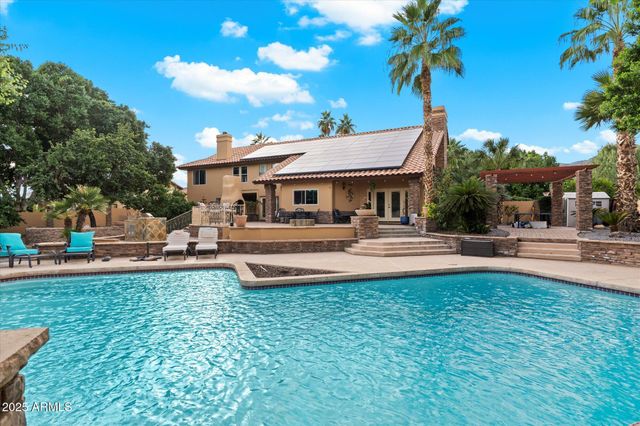 11621 S BLACKFOOT Drive, Phoenix, AZ 85044