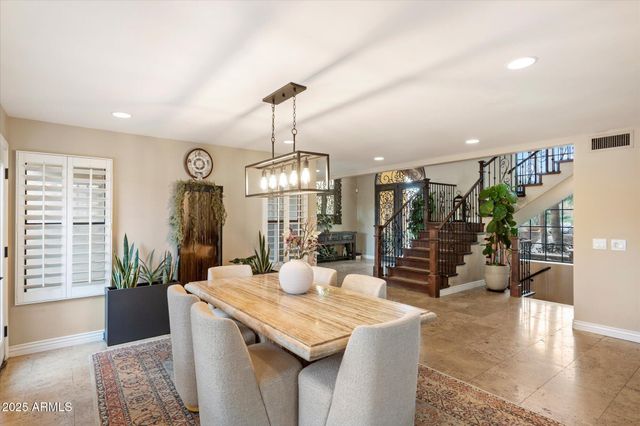 11621 S BLACKFOOT Drive, Phoenix, AZ 85044