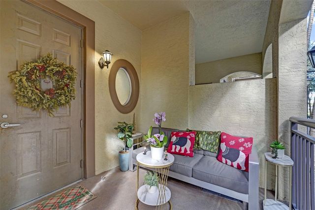 2633 NE 14th Avenue 107, Wilton Manors, FL 33334