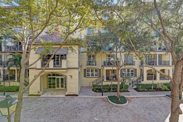 2633 NE 14th Avenue 107, Wilton Manors, FL 33334