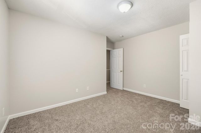 1057 19th Street NE, Hickory, NC 28601