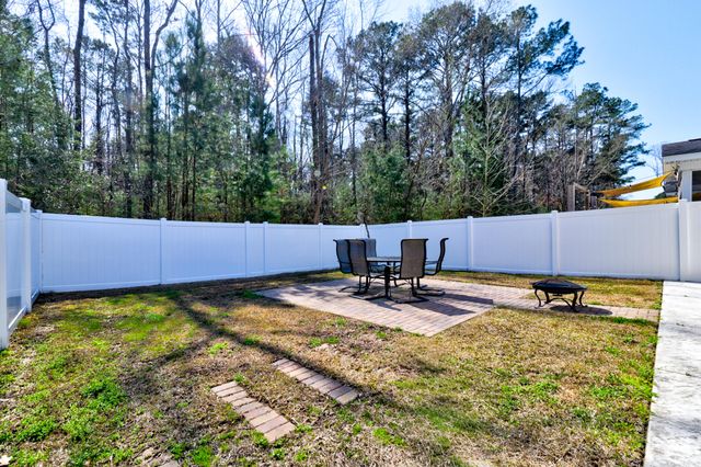 235 Brambling Lane, Charleston, SC 29414