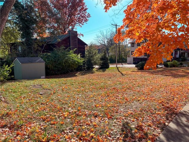 1118 W 48th Street, Kansas City, MO 64112