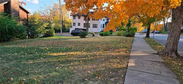 1118 W 48th Street, Kansas City, MO 64112
