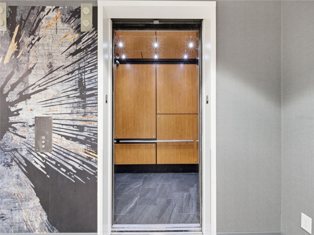 Image 29 of property listing at 155 S COURT AVENUE 2704, Orlando, FL 32801