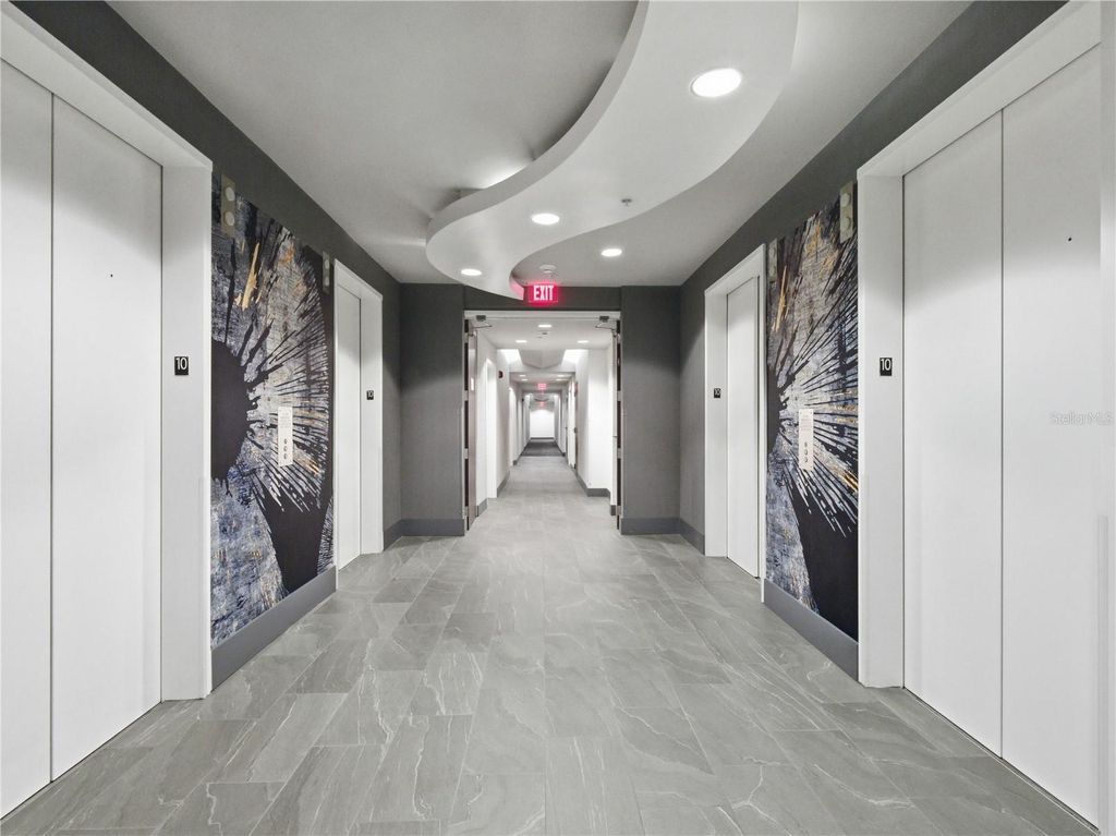 Image 30 of property listing at 155 S COURT AVENUE 2704, Orlando, FL 32801