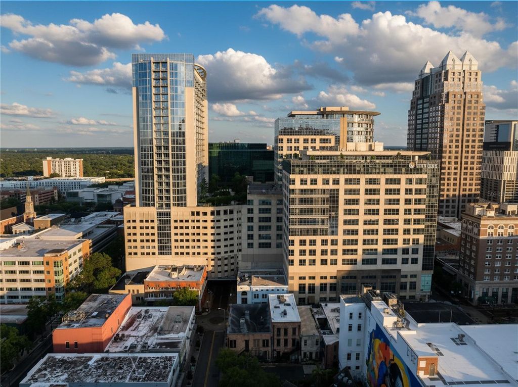 Image 40 of property listing at 155 S COURT AVENUE 2704, Orlando, FL 32801