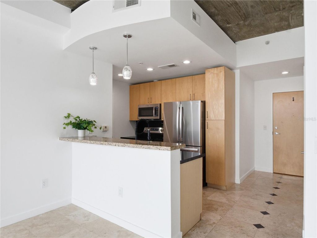 Image 5 of property listing at 155 S COURT AVENUE 2704, Orlando, FL 32801