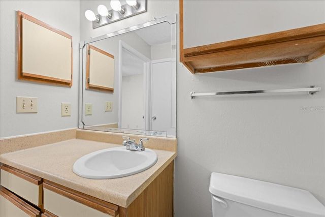8641 FANCY FINCH DRIVE 102, Tampa, FL 33614