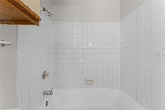 8641 FANCY FINCH DRIVE 102, Tampa, FL 33614