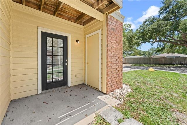 8641 FANCY FINCH DRIVE 102, Tampa, FL 33614
