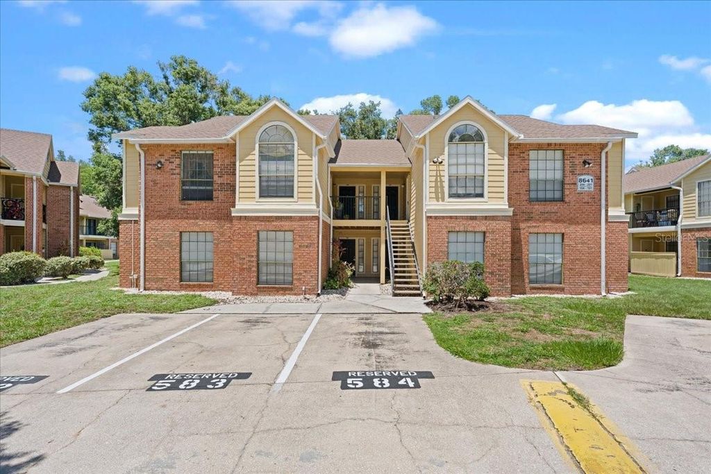8641 FANCY FINCH DRIVE 102, Tampa, FL 33614