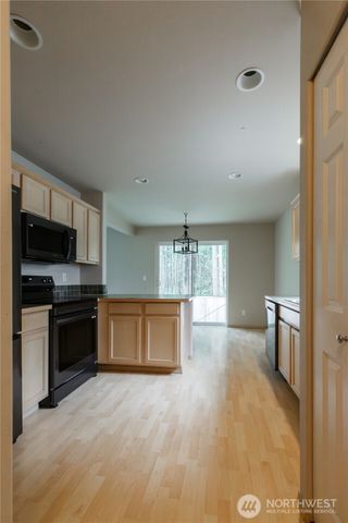 22463 SE 244th Street, Maple Valley, WA 98038