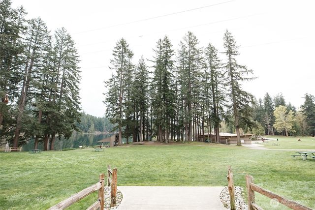 22463 SE 244th Street, Maple Valley, WA 98038