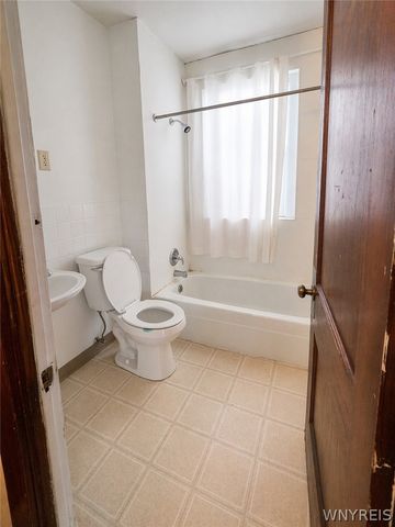 87 Merrimac Street, Buffalo, NY 14214