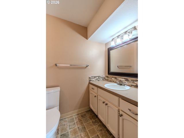 1968 Sw 25TH St, Gresham, OR 97080