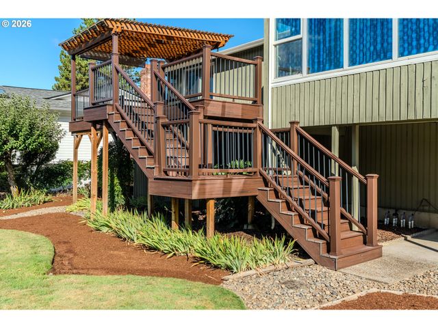 1968 Sw 25TH St, Gresham, OR 97080