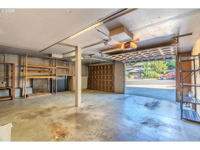 1968 Sw 25TH St, Gresham, OR 97080