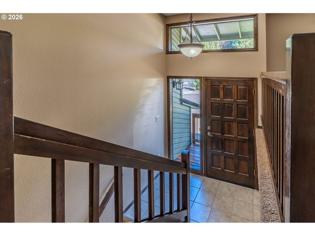 1968 Sw 25TH St, Gresham, OR 97080
