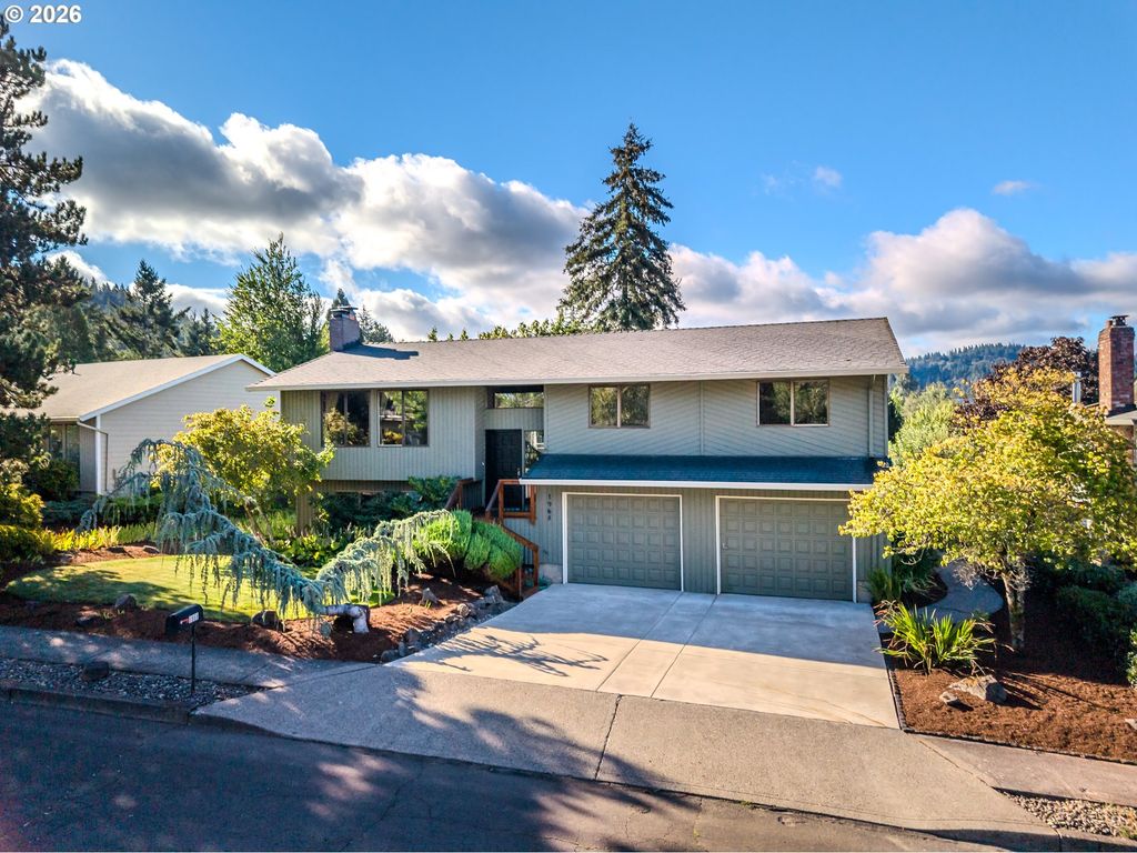 1968 Sw 25TH St, Gresham, OR 97080