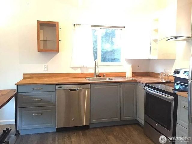 1750 NW 58th Street, Seattle, WA 09107