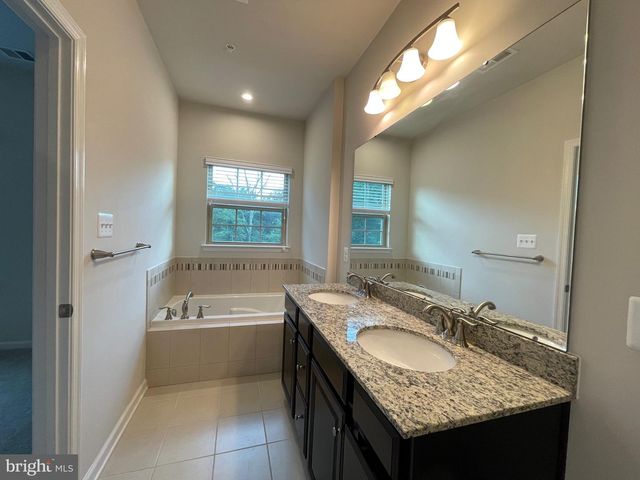 3207 LAUREL HILL RD, Hanover, MD 21076