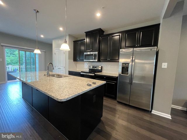 3207 LAUREL HILL RD, Hanover, MD 21076