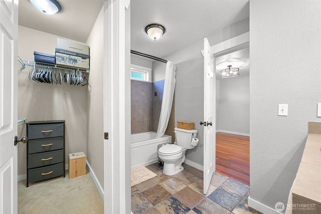 3073 Aldergrove Rd, Ferndale, WA 98248