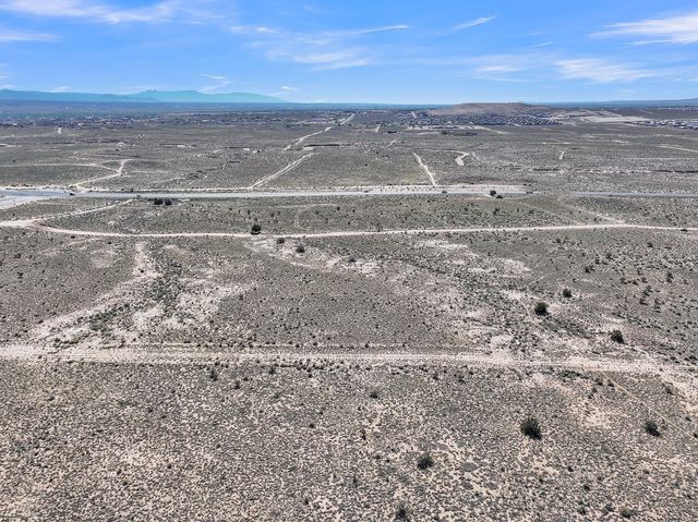 3901 Falcon Road NE, Rio Rancho, NM 87144