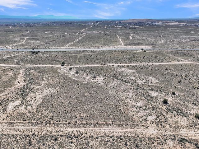 3901 Falcon Road NE, Rio Rancho, NM 87144