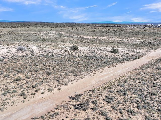 3901 Falcon Road NE, Rio Rancho, NM 87144