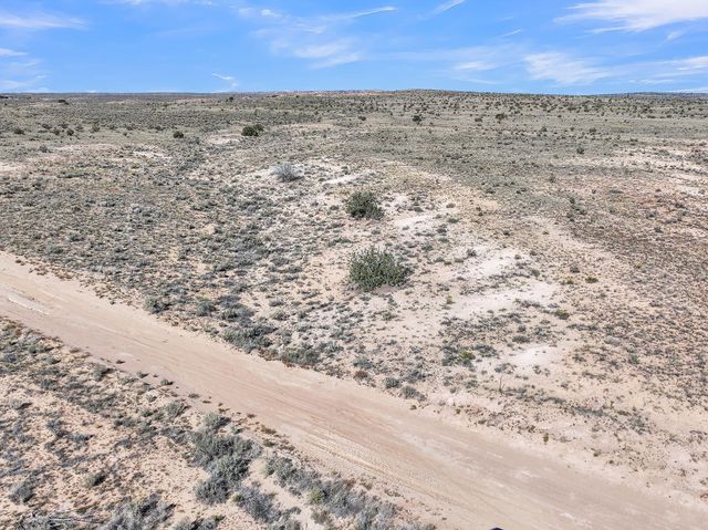 3901 Falcon Road NE, Rio Rancho, NM 87144