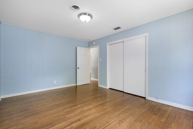 610 Stephen St, Kerrville, TX 78028