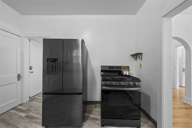 123 Puritan Avenue, Highland Park, MI 48203