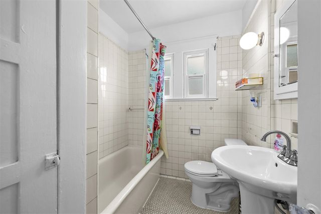 123 Puritan Avenue, Highland Park, MI 48203