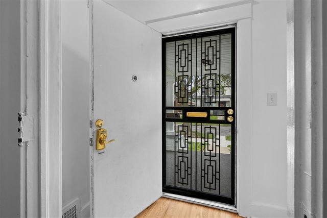 123 Puritan Avenue, Highland Park, MI 48203