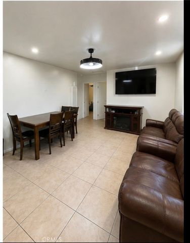 144 W 84th Street, Los Angeles, CA 90003