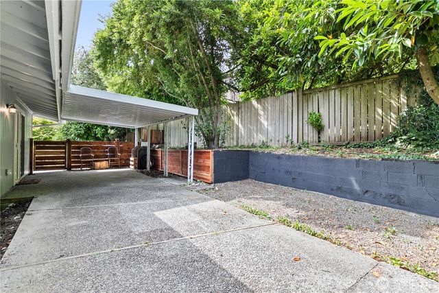 10511 Cedrona Street SW, Lakewood, WA 98498